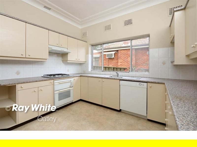 54 Grove Avenue, Penshurst NSW 2222