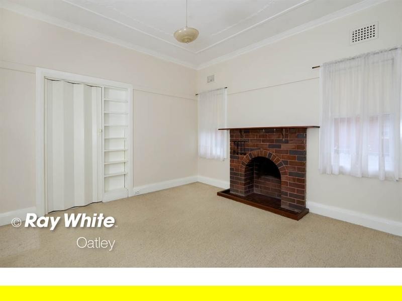 54 Grove Avenue, Penshurst NSW 2222