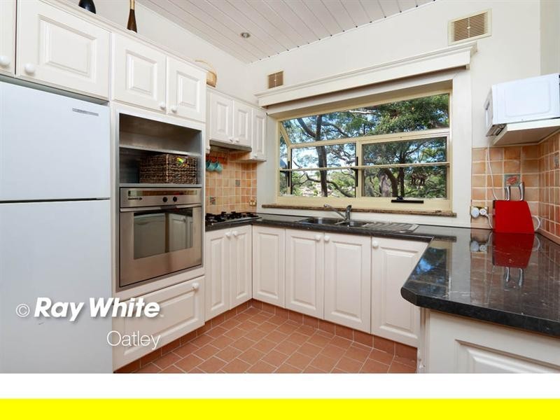 48 Lansdowne Parade, Oatley NSW 2223