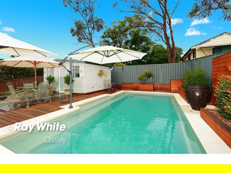 9 Fairway Avenue, Mortdale NSW 2223