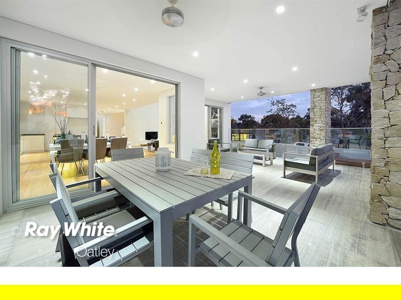 104 Gungah Bay Road, Oatley NSW 2223