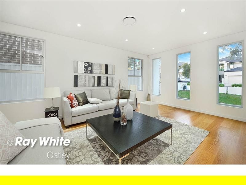 104 Gungah Bay Road, Oatley NSW 2223