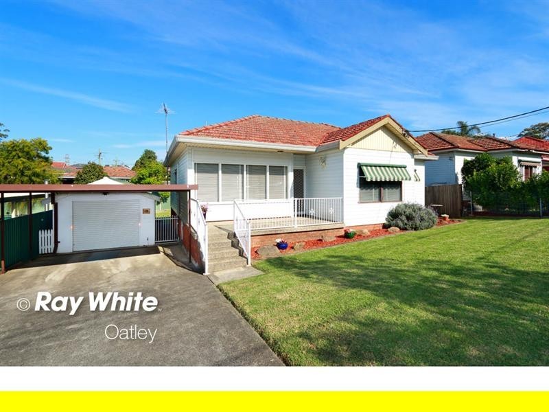 19 Hannons Avenue, Peakhurst NSW 2210