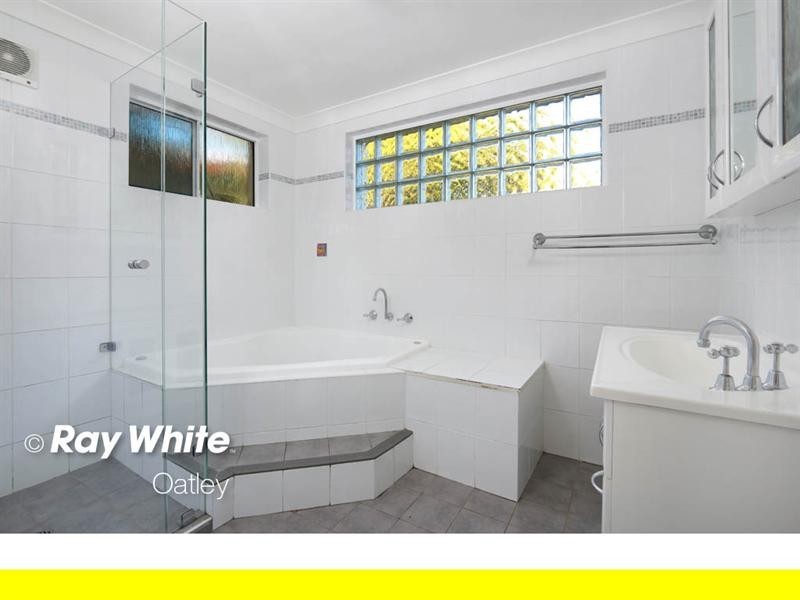 10 View Street, Peakhurst Heights NSW 2210