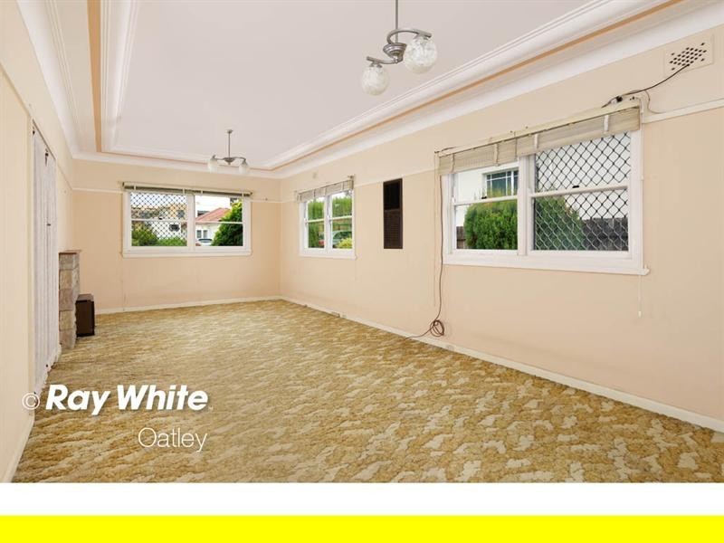 16 Bristol Road, Hurstville NSW 2220