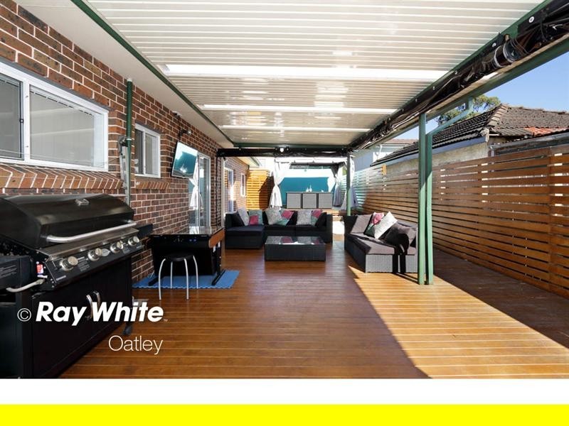 1b Isaac Street, Peakhurst NSW 2210