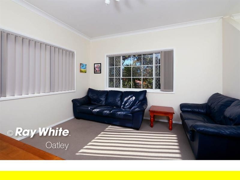 1b Isaac Street, Peakhurst NSW 2210