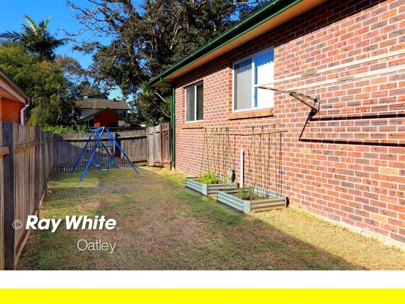 1b Isaac Street, Peakhurst NSW 2210