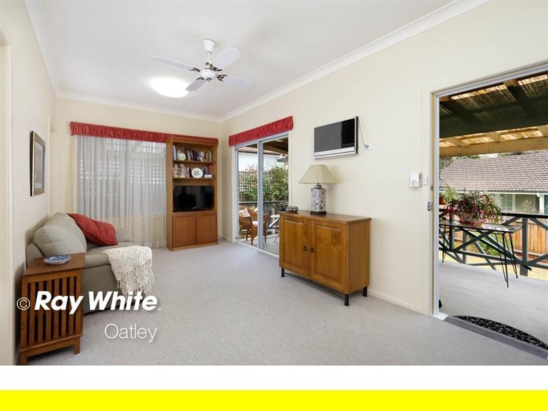 16 Wattle Street, Peakhurst NSW 2210
