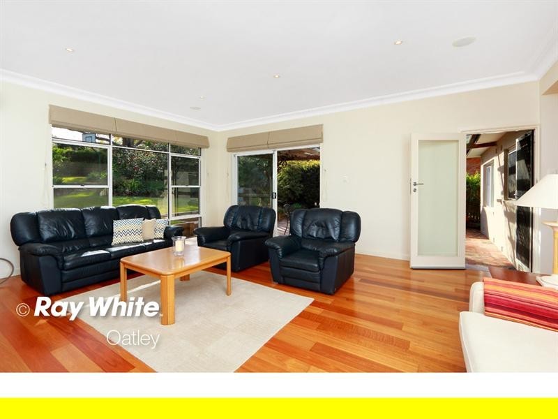 22 Macken Crescent, Oatley NSW 2223