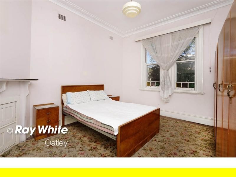 38 Clarence Street, Penshurst NSW 2222