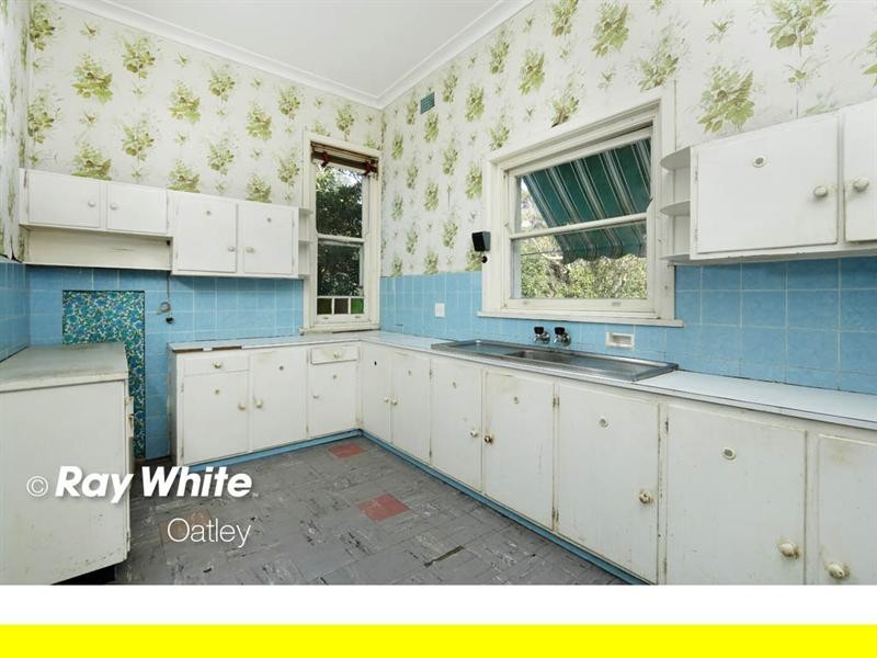 38 Clarence Street, Penshurst NSW 2222