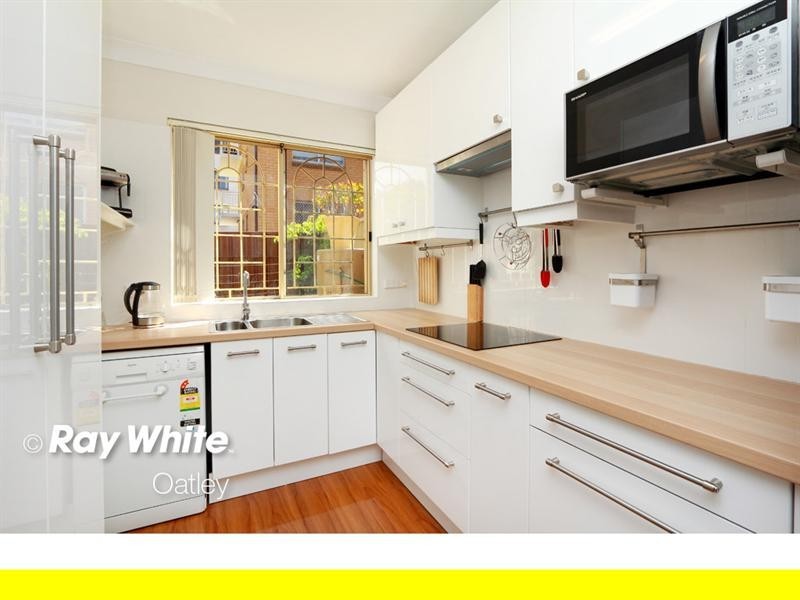 4/27 Ocean Street, Penshurst NSW 2222