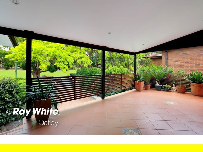 8 Panorama Street, Penshurst NSW 2222