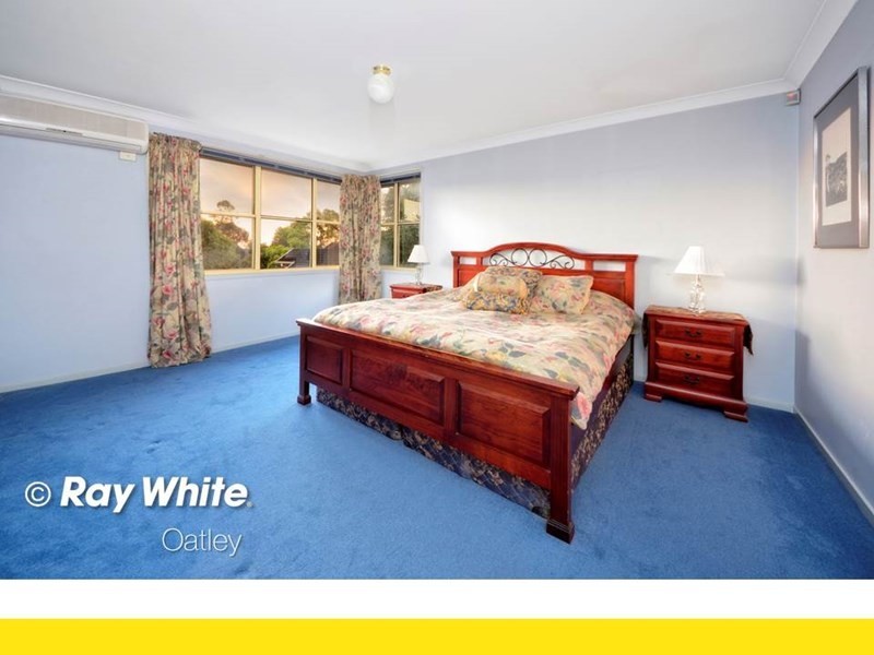 18 Peake Parade, Peakhurst NSW 2210