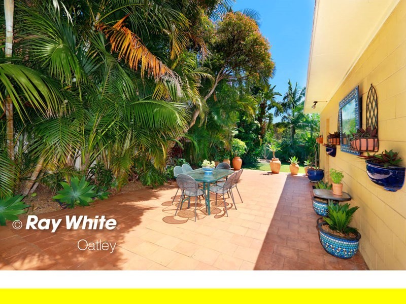 16 Gungah Bay Road, Oatley NSW 2223