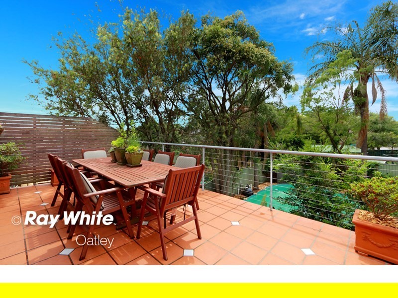 41 Pindari Road, Peakhurst Heights NSW 2210