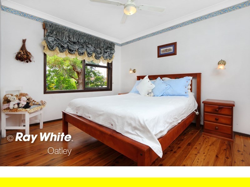 41 Pindari Road, Peakhurst Heights NSW 2210