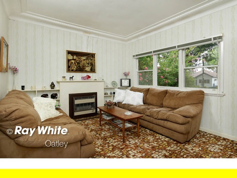 33 Gungah Bay Road, Oatley NSW 2223