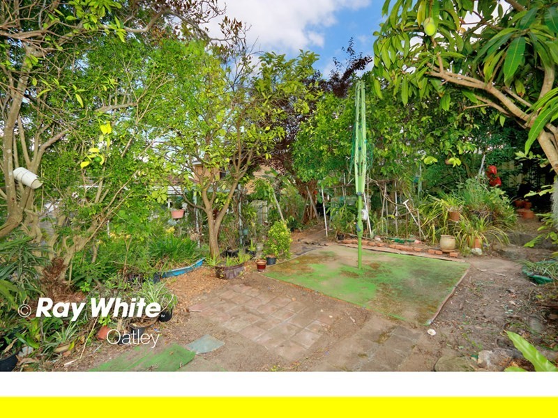 22 Koorabel Street, Lugarno NSW 2210