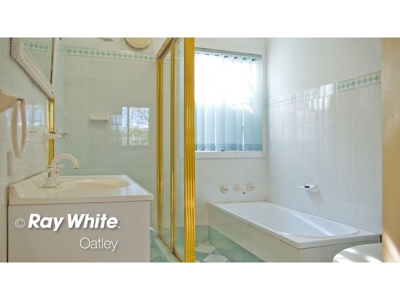 9 Barwon Road, Mortdale NSW 2223