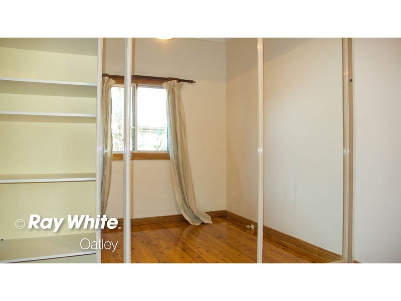 9 Barwon Road, Mortdale NSW 2223