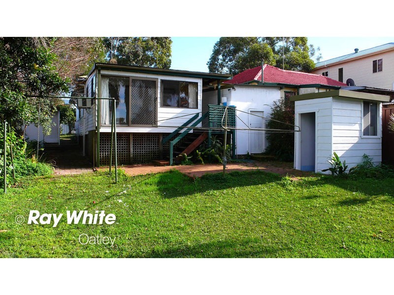 9 Barwon Road, Mortdale NSW 2223