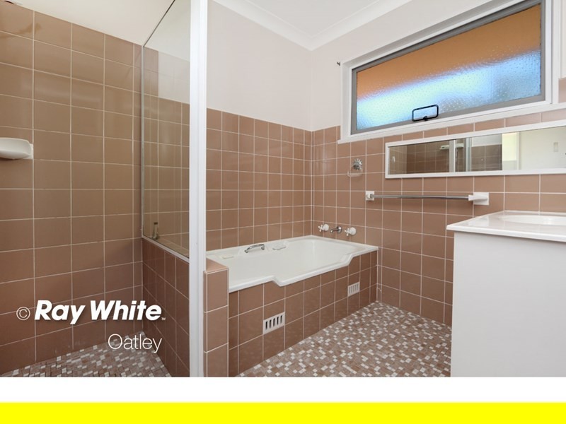 34 Koorabel Street, Lugarno NSW 2210