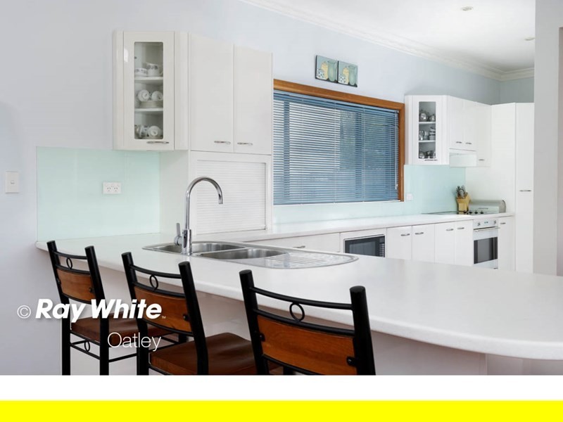 887 Forest Road, Lugarno NSW 2210