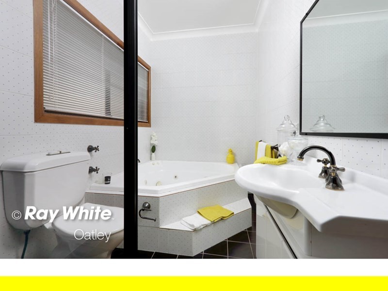 887 Forest Road, Lugarno NSW 2210