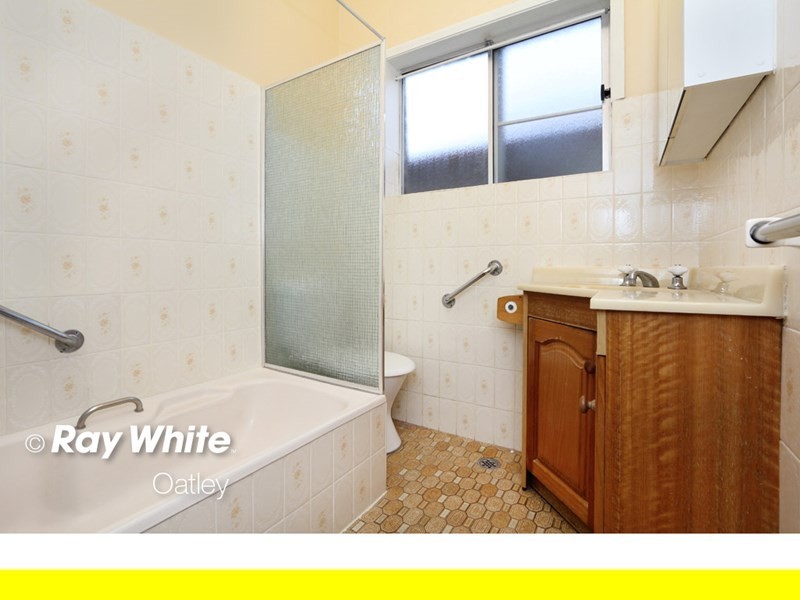 23 McRaes Avenue, Penshurst NSW 2222