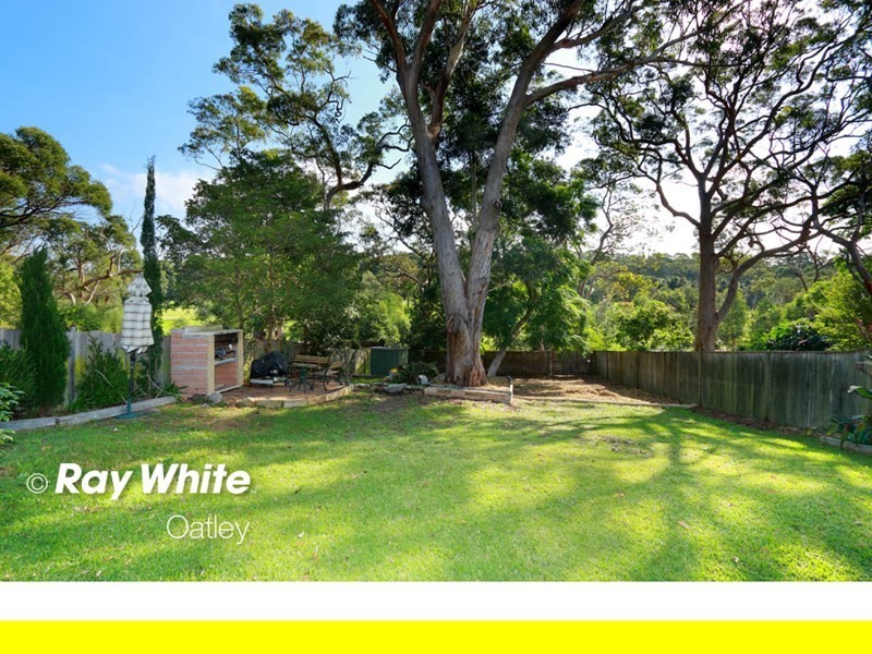 32 Ballantyne Road, Mortdale NSW 2223