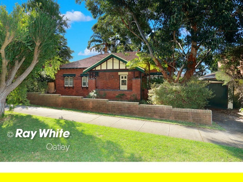 15 Wonoona Parade East, Oatley NSW 2223