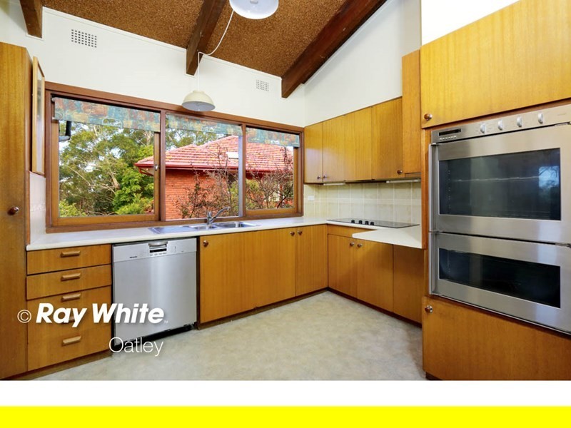 20 Booyong Avenue, Lugarno NSW 2210