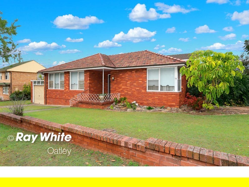 51 Pindari Road, Peakhurst Heights NSW 2210