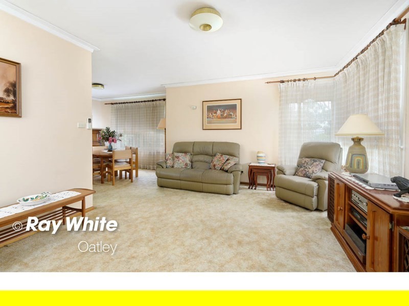 51 Pindari Road, Peakhurst Heights NSW 2210