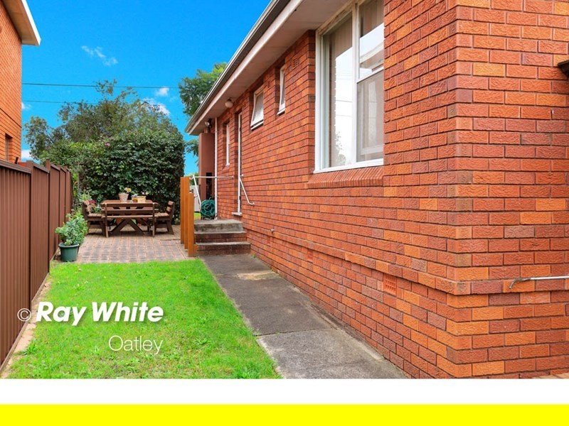 51 Pindari Road, Peakhurst Heights NSW 2210