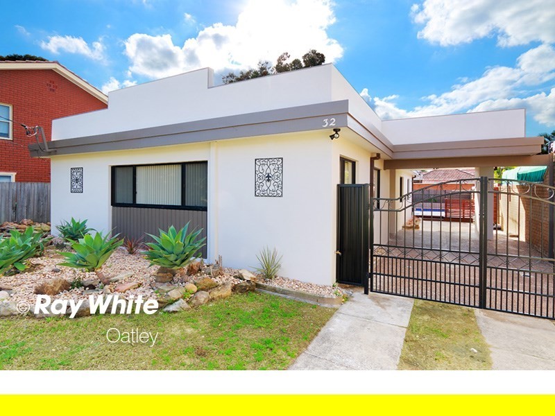 32 Koorabel Street, Lugarno NSW 2210