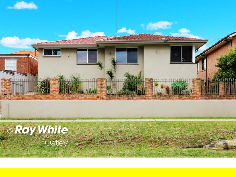 25 Gungah Bay Road (Vehicle access from Linda Ave), Oatley NSW 2223