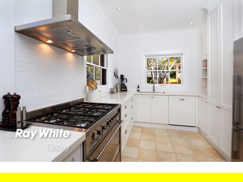 19 Macken Street, Oatley NSW 2223