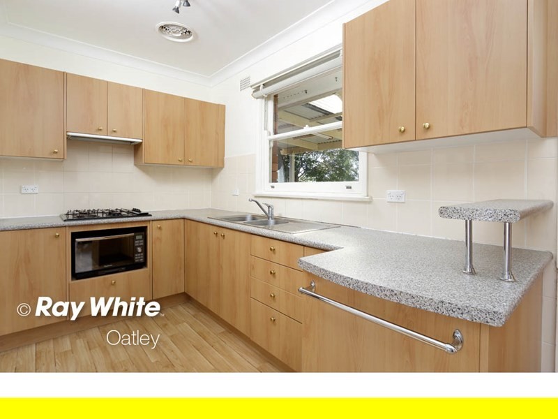 13 Waldo Crescent, Peakhurst NSW 2210