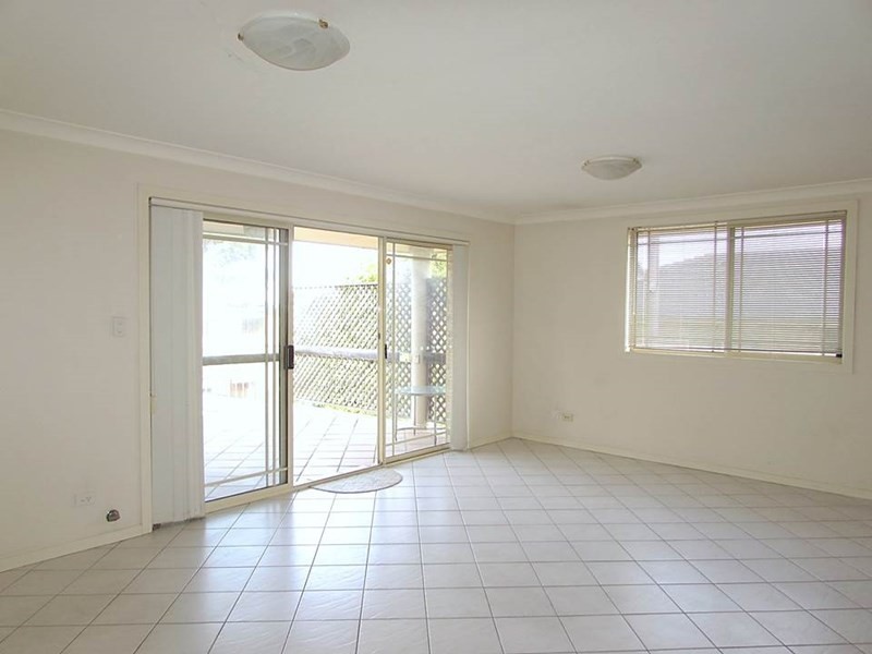 15A Lesley Crescent, Mortdale NSW 2223