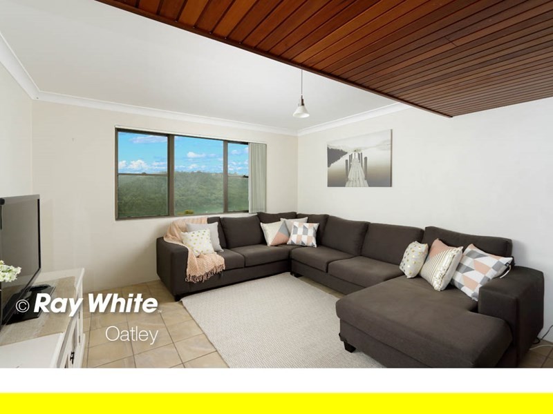 51 Moons Avenue, Lugarno NSW 2210