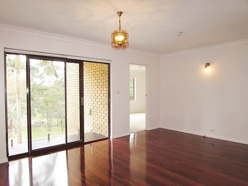 11D Valentia Avenue, Lugarno NSW 2210