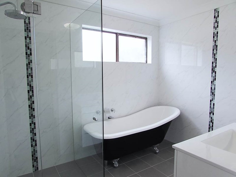 11D Valentia Avenue, Lugarno NSW 2210