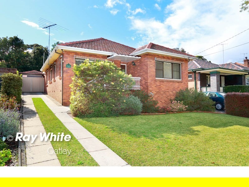 30 McRaes Avenue, Penshurst NSW 2222