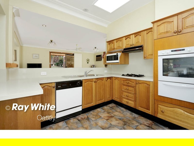 30 McRaes Avenue, Penshurst NSW 2222