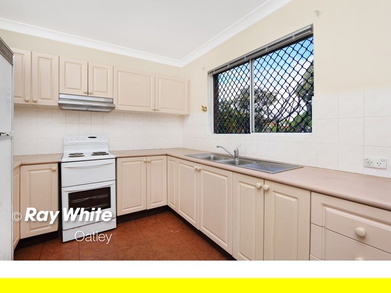 2/4 Ocean Street, Penshurst NSW 2222