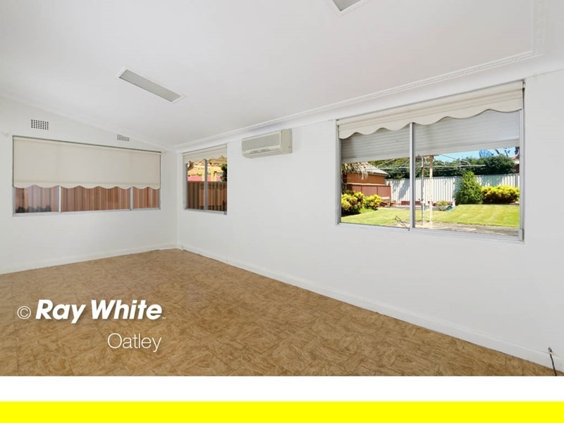 33 Mountbatten Street, Oatley NSW 2223