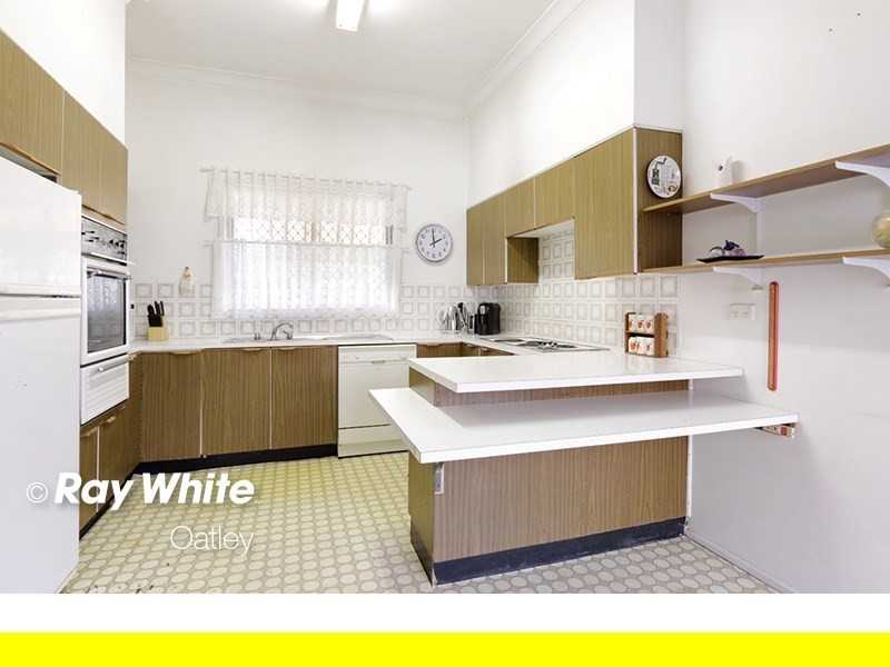 45 Waratah Street, Oatley NSW 2223